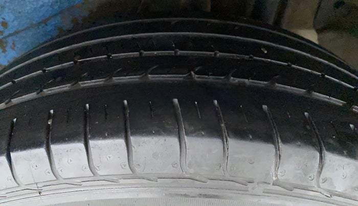 2018 Tata NEXON XM 1.2, Petrol, Manual, 31,452 km, Left Rear Tyre Tread