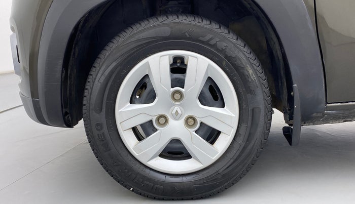 2019 Renault Kwid 1.0 RXT Opt, Petrol, Manual, 31,022 km, Left Front Wheel