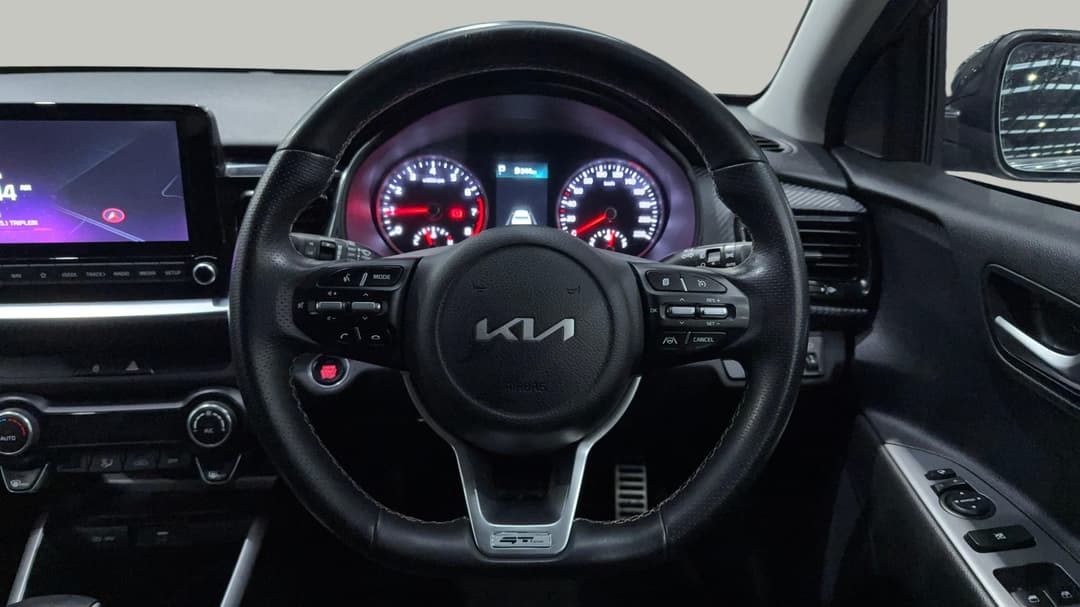 2023 Kia Stonic Gt-line, Automatic, 72858 km, Steering Wheel Close-up