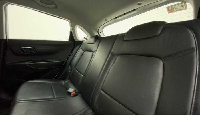 2022 Hyundai NEW I20 SPORTZ 1.2 MT, Petrol, Manual, 13,125 km, Right Side Rear Door Cabin