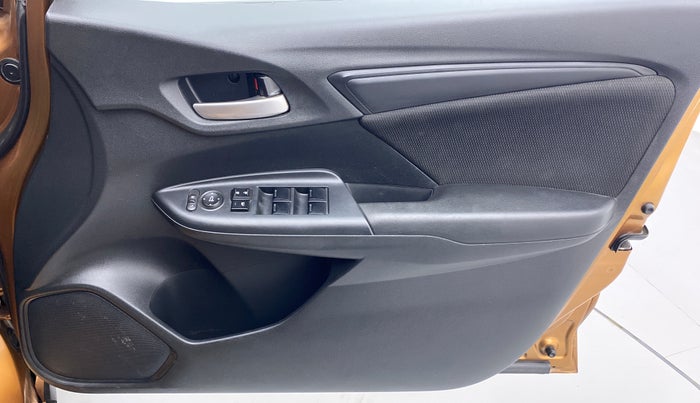 2017 Honda WR-V 1.2 i-VTEC S MT, CNG, Manual, 47,940 km, Driver Side Door Panels Control