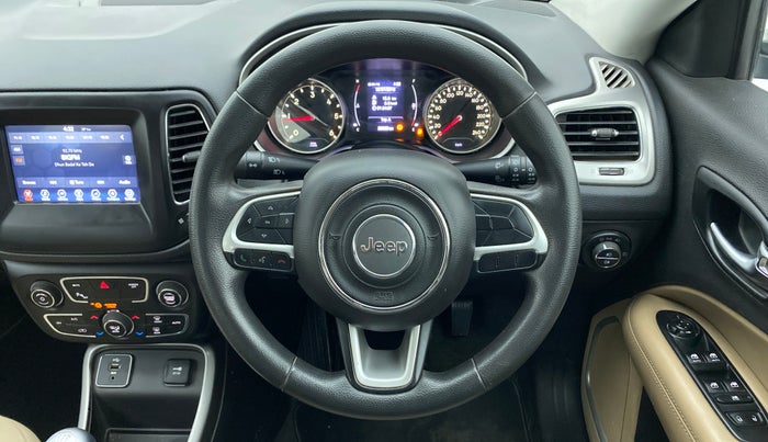 2017 Jeep Compass 2.0 LONGITUDE (O), Diesel, Manual, 89,906 km, Steering Wheel Close Up