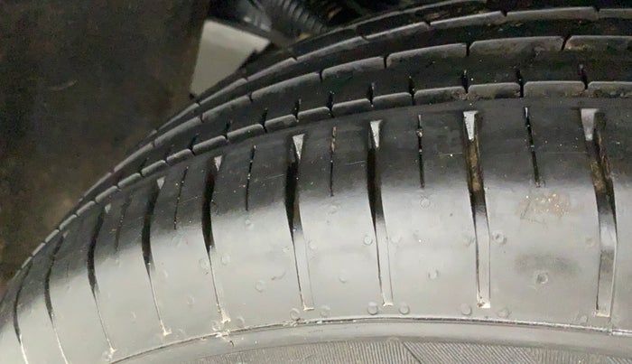 2019 Mahindra MARAZZO M4 7STR, Diesel, Manual, 92,902 km, Left Rear Tyre Tread