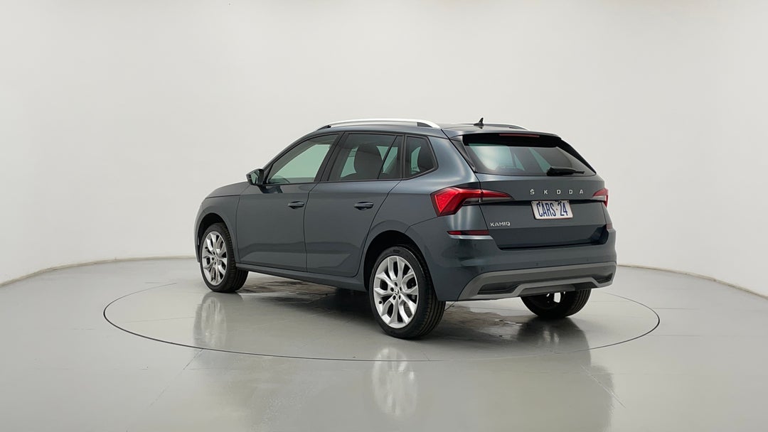 Left Back Diagonal (45- Degree) View