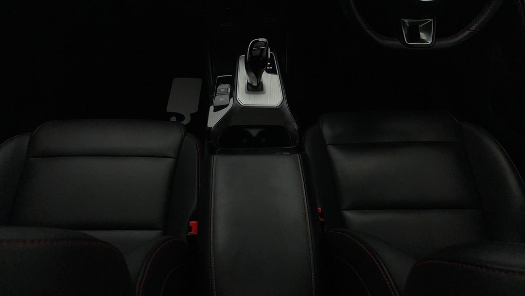 2023 MG Mg5 Essence, Automatic, 45271 km, Center Console