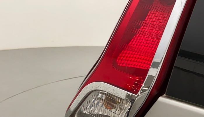 2019 Maruti New Wagon-R LXI CNG 1.0 L, CNG, Manual, 82,275 km, Left tail light - Minor scratches