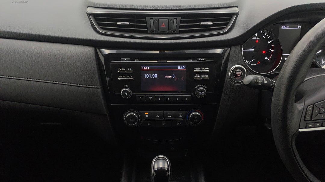 2018 Nissan X-trail St (2wd), Automatic, 119490 km, Center Console