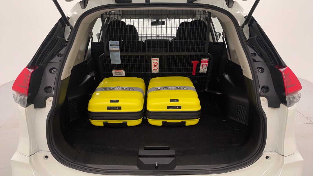 2018 Nissan X-trail St (2wd), Automatic, 119490 km, Boot Inside View with Luggage