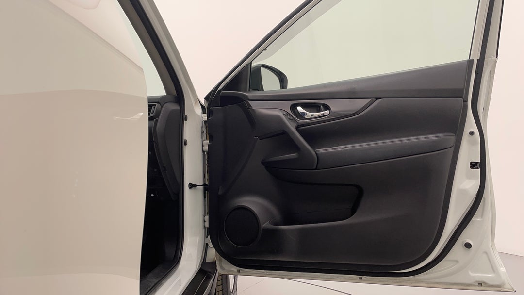 2018 Nissan X-trail St (2wd), Automatic, 119490 km, Speaker View