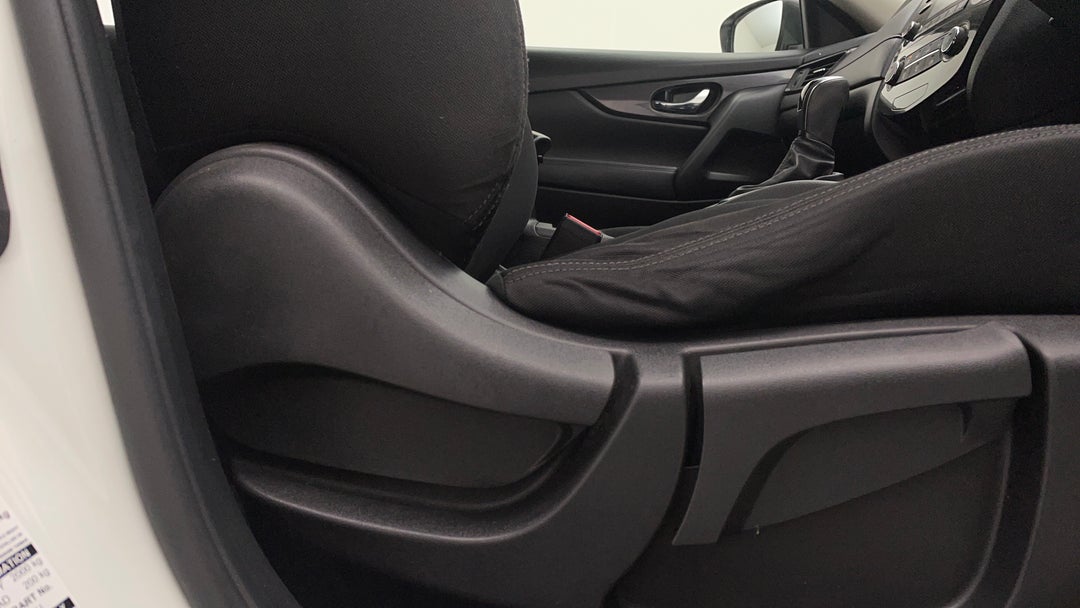 2018 Nissan X-trail St (2wd), Automatic, 119490 km, Drivers Side Adjustment Panel