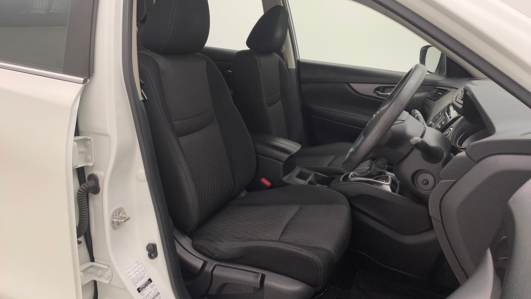2018 Nissan X-trail St (2wd), Automatic, 119490 km, Right Side Front Door Cabin View