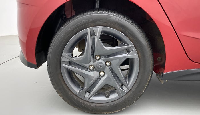 2021 Hyundai NEW I20 SPORTZ 1.2 MT, Petrol, Manual, 19,709 km, Right Rear Wheel