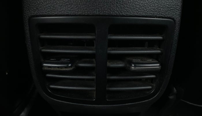 2021 Hyundai NEW I20 SPORTZ 1.2 MT, Petrol, Manual, 19,709 km, Rear AC Vents