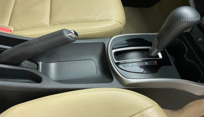 2019 Honda City ZX CVT, Petrol, Automatic, 35,385 km, Gear Lever