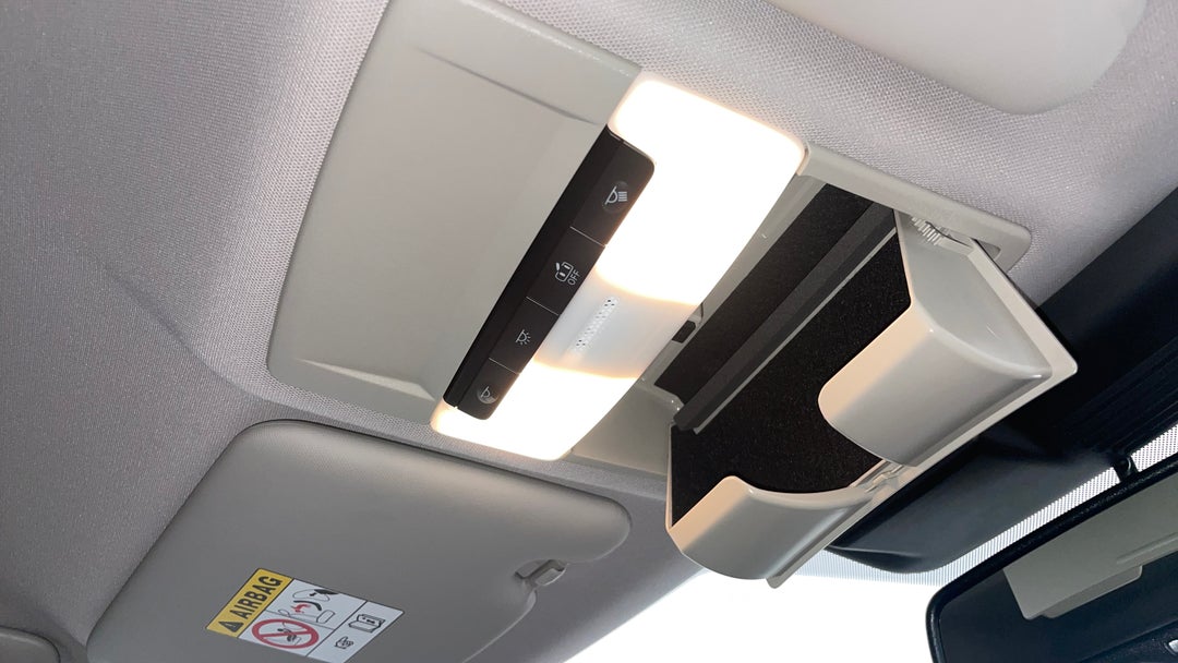 On-Roof Controls/Sunglass holder