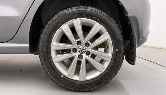 2014 Volkswagen Polo HIGHLINE DIESEL, Diesel, Manual, 86,993 km, Left Rear Wheel