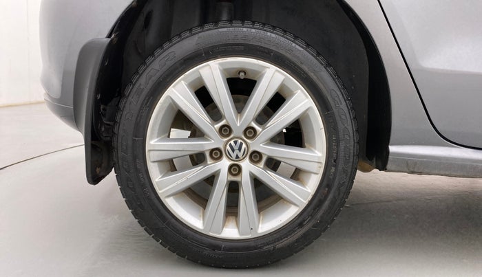 2014 Volkswagen Polo HIGHLINE DIESEL, Diesel, Manual, 86,993 km, Right Rear Wheel