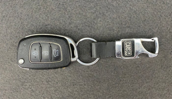 2019 Hyundai GRAND I10 NIOS SPORTZ AMT 1.2 KAPPA VTVT, Petrol, Automatic, 19,332 km, Key Close Up