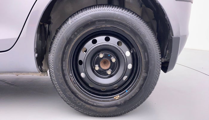 2014 Maruti Swift VDI, Diesel, Manual, 59,903 km, Left Rear Wheel
