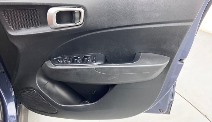 2019 Hyundai VENUE SX PLUS 1.0 TURBO DCT, Petrol, Automatic, 94,953 km, Driver Side Door Panels Control