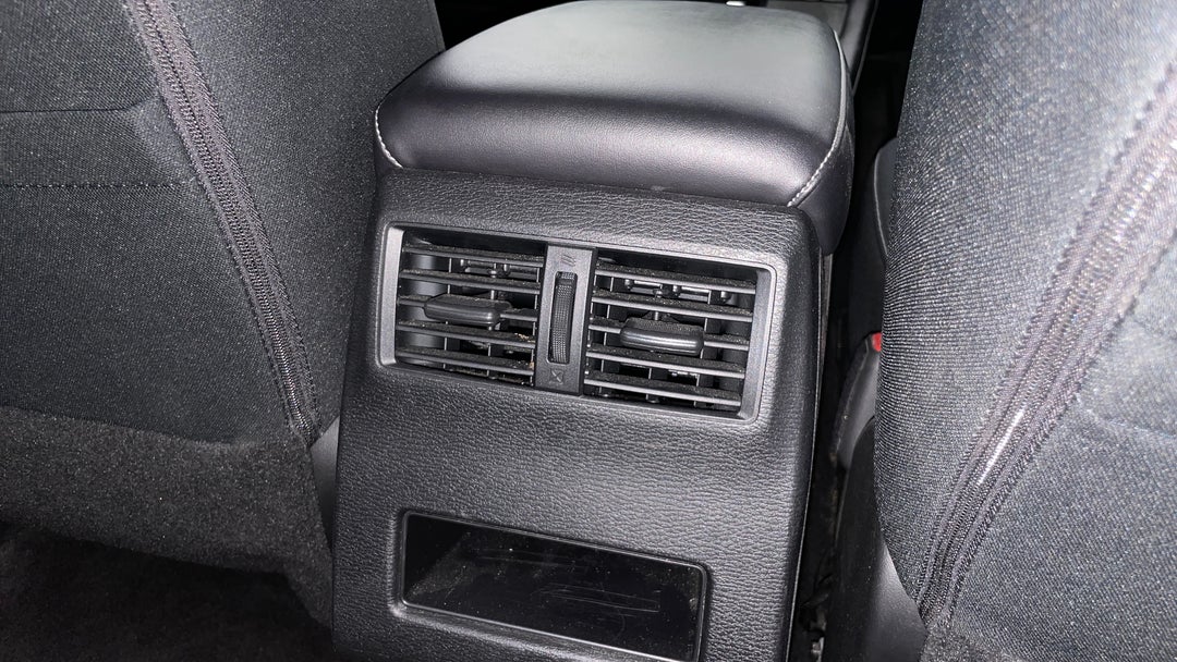 Rear A/C Vent