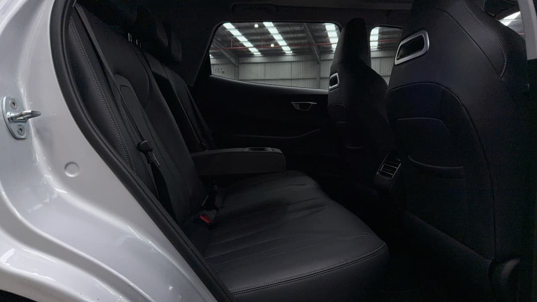2024 Chery Tiggo 4 Pro Ultimate, Automatic, 30935 km, Right Side Rear Door Cabin View