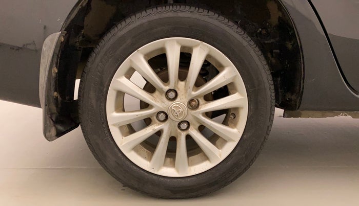 2013 Toyota Etios V, Petrol, Manual, 66,359 km, Right Rear Wheel