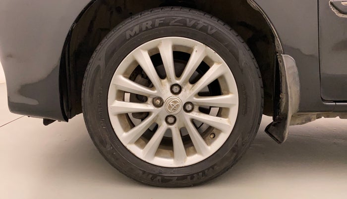 2013 Toyota Etios V, Petrol, Manual, 66,359 km, Left Front Wheel