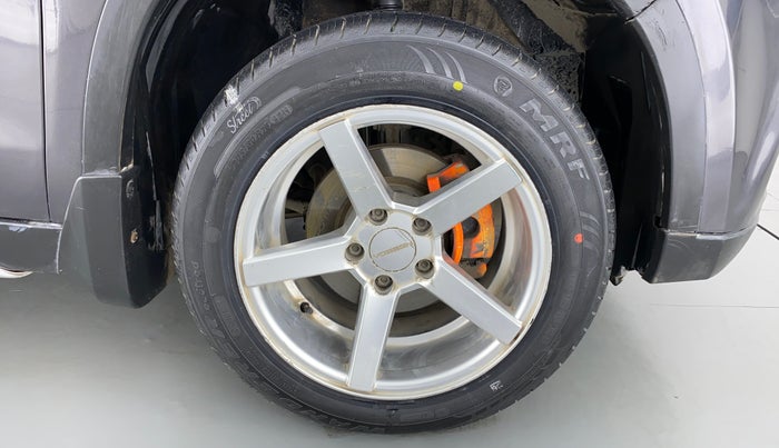 2016 Maruti Vitara Brezza VDI, Diesel, Manual, 57,680 km, Right Front Wheel