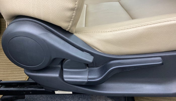 2019 Honda Amaze 1.2 VX CVT I VTEC, Petrol, Automatic, 20,753 km, Driver Side Adjustment Panel