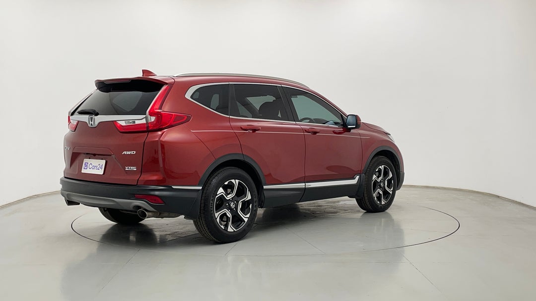 Right Back Diagonal (45- Degree) View