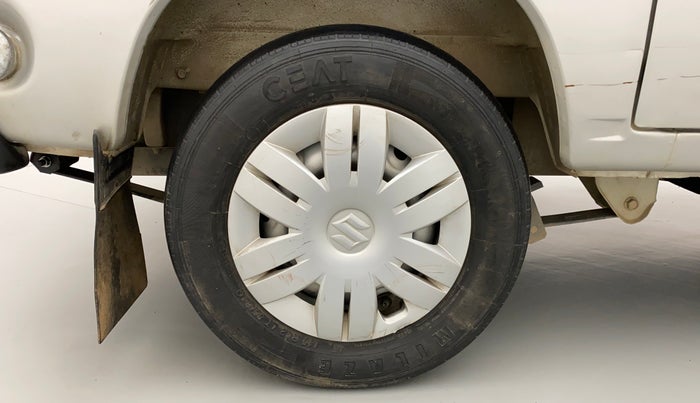 2016 Maruti OMNI E 8 STR, Petrol, Manual, 31,160 km, Right Rear Wheel