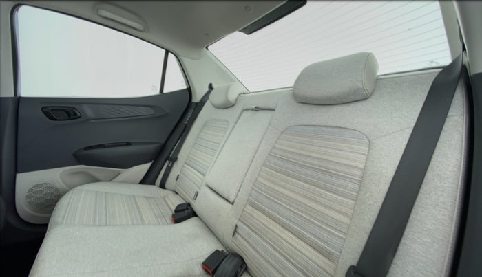 2020 Hyundai AURA S CNG, CNG, Manual, 29,548 km, Right Side Rear Door Cabin