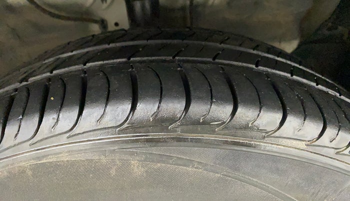 2022 KIA SELTOS HTK 1.5 DIESEL, Diesel, Manual, 22,455 km, Right Front Tyre Tread