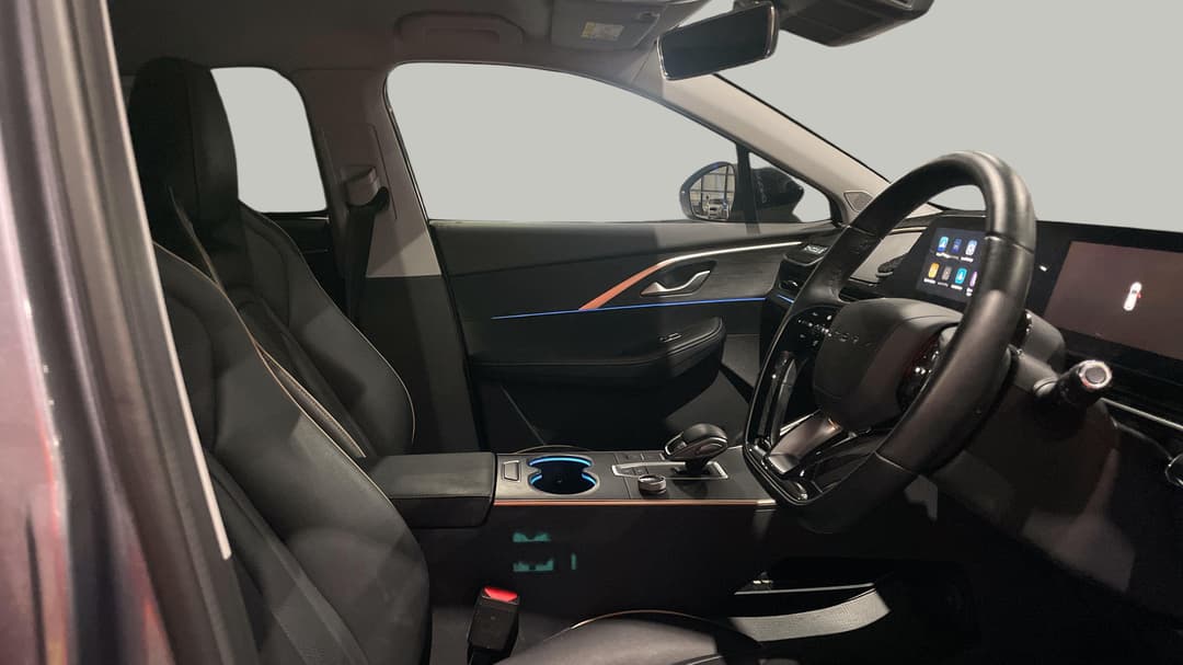 2024 Chery Omoda 5 Bx (basic Version), Automatic, 31980 km, Right Side Front Door Cabin View