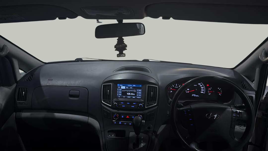 2017 Hyundai Iload 3s Liftback, Automatic, 124920 km, Dashboard View