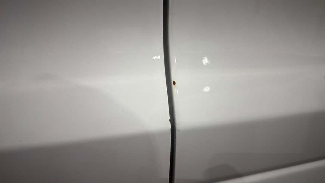 2017 Hyundai Iload 3s Liftback, Automatic, 124920 km, Doors Rear LHS Chip