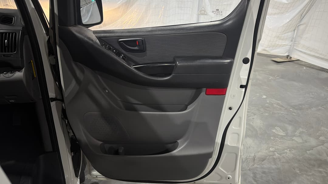 2017 Hyundai Iload 3s Liftback, Automatic, 124920 km, Speaker View