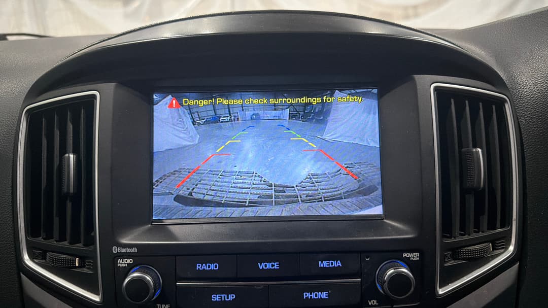 2017 Hyundai Iload 3s Liftback, Automatic, 124920 km, Parking Camera