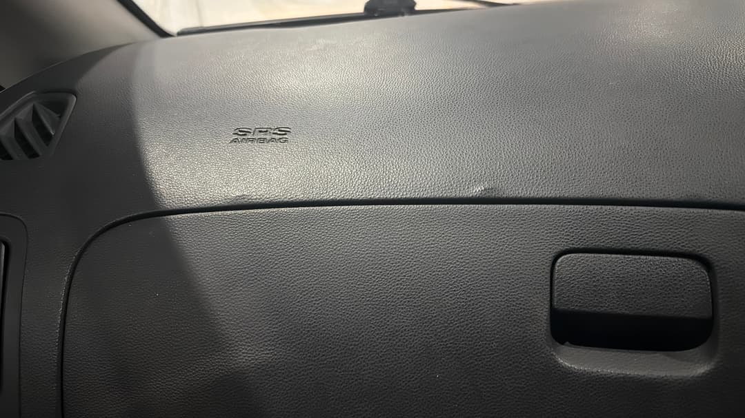 2017 Hyundai Iload 3s Liftback, Automatic, 124920 km, Dashboard Wear