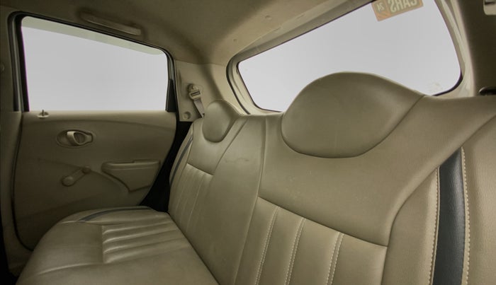 2014 Datsun Go T, Petrol, Manual, 41,352 km, Right Side Rear Door Cabin
