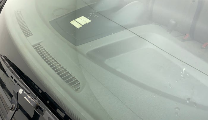 2014 Datsun Go T, Petrol, Manual, 41,352 km, Front windshield - Minor spot on windshield