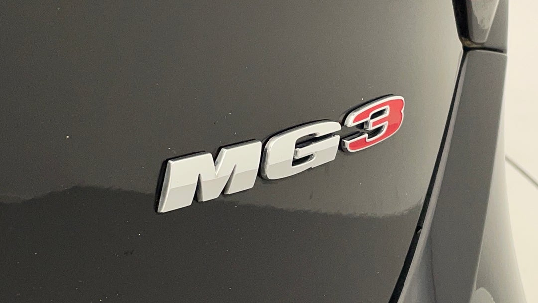 Badge (Boot Right Side)