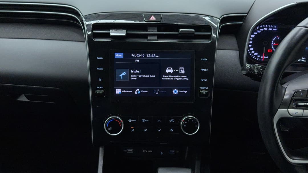 2023 Hyundai Tucson (FWD), Automatic, 67294 km, Center Console