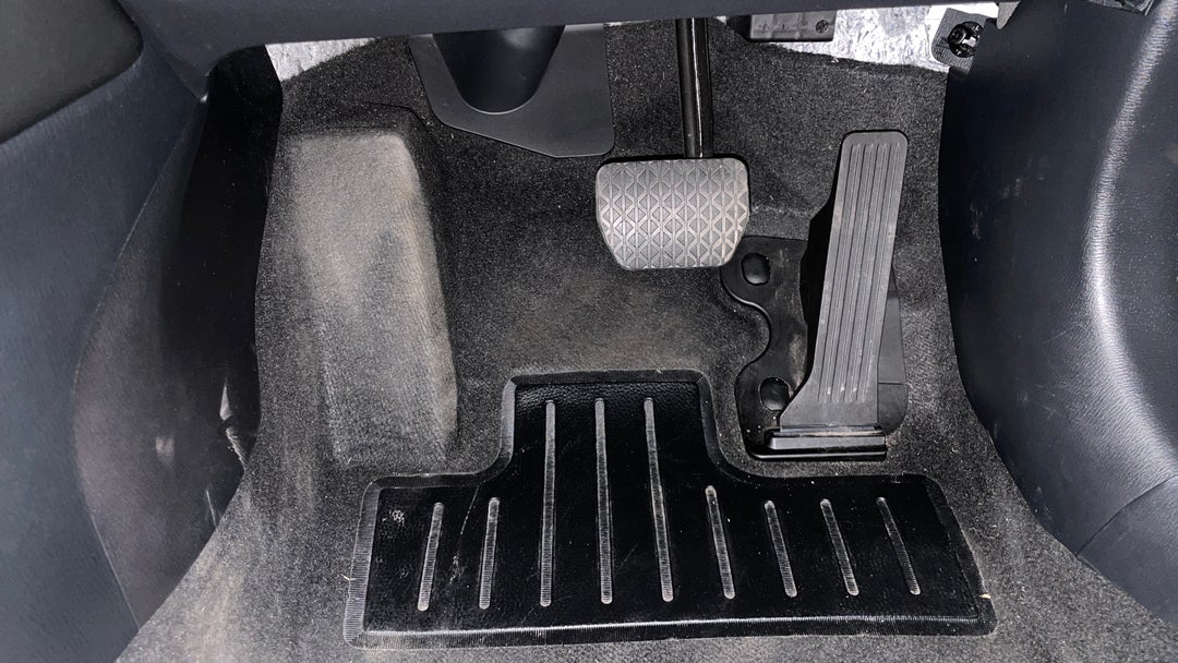Pedals and Footmat