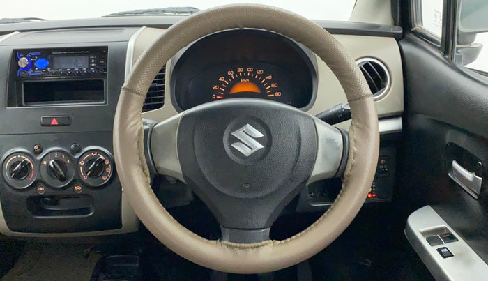 2014 Maruti Wagon R 1.0 LXI CNG, CNG, Manual, 1,05,104 km, Steering Wheel Close Up
