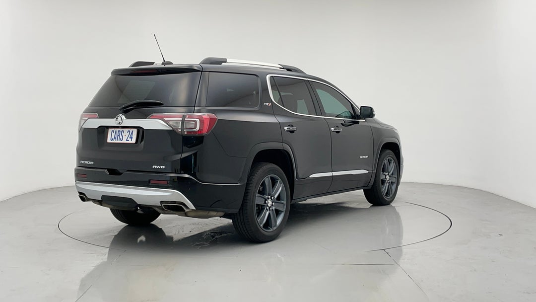 Right Back Diagonal (45- Degree) View