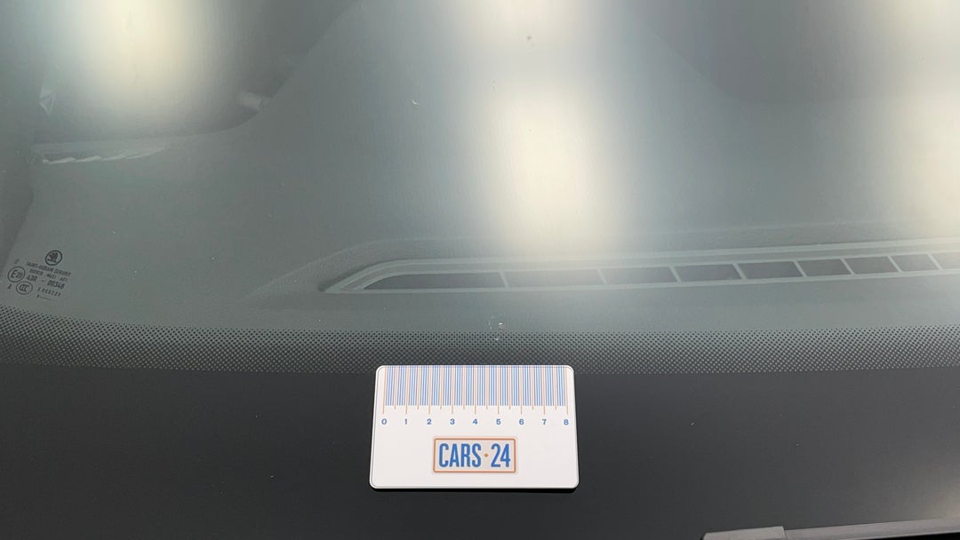 Windshield Front Chip