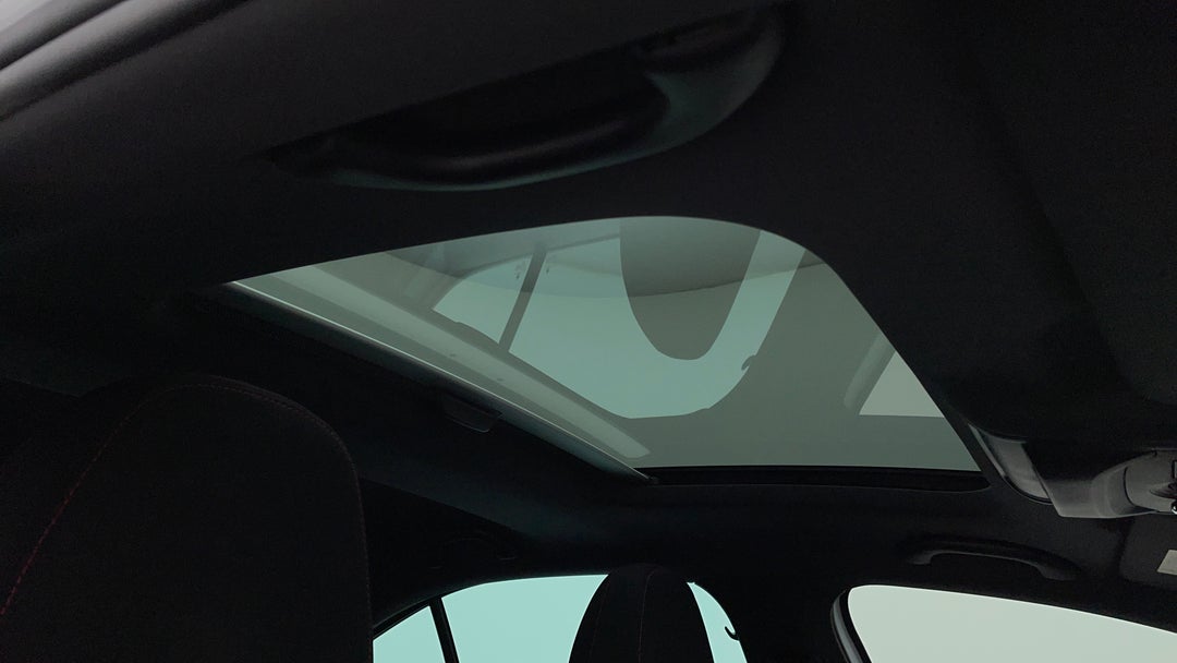 Interior Sunroof/Moonroof