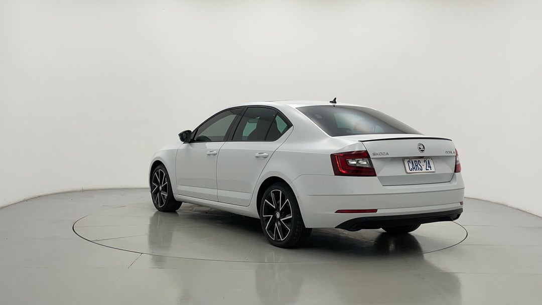 Left Back Diagonal (45- Degree) View